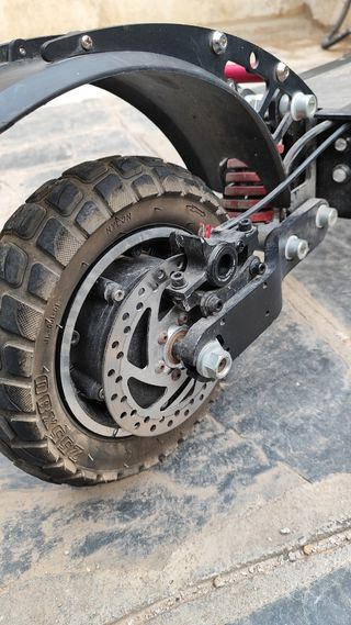 Patinete 2000w. Cambio por estación de energía.