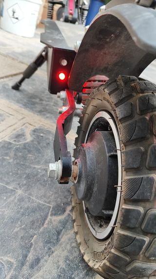 Patinete 2000w. Cambio por estación de energía.