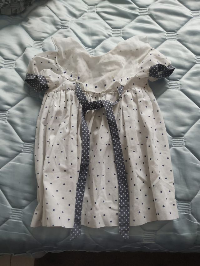 VESTIDO DE NIÑA DE 12 MESES CÓMO NUEVO