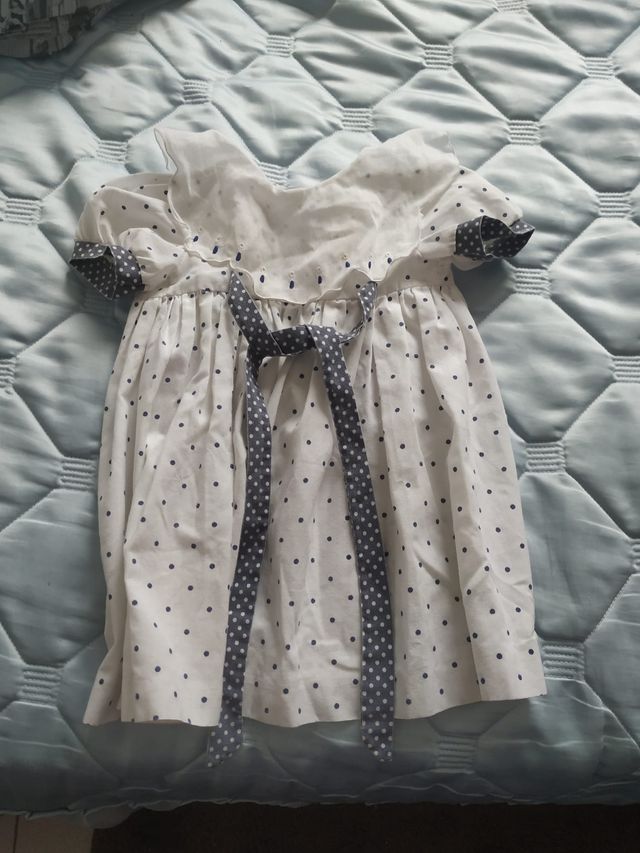VESTIDO DE NIÑA DE 12 MESES CÓMO NUEVO