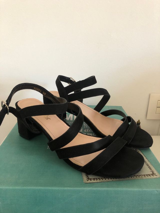 SANDALIAS 38