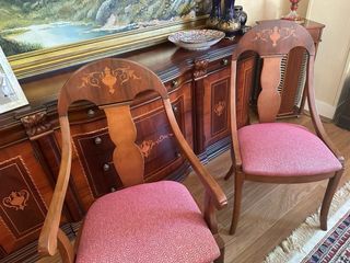 Mesa de comedor y sillas