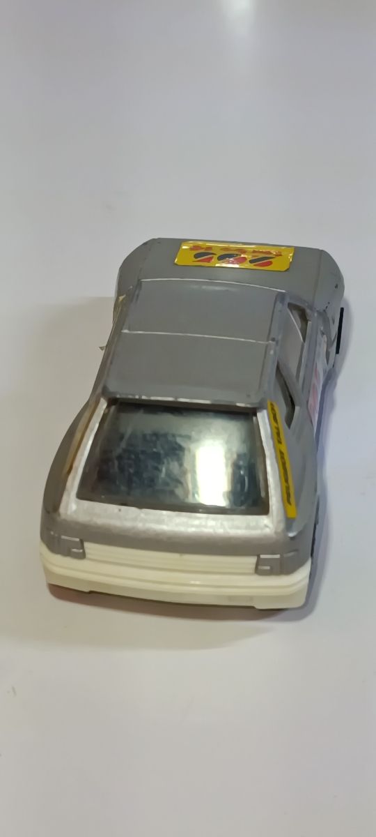PEUGEOT 205 TURBO 1/43 BURAGO