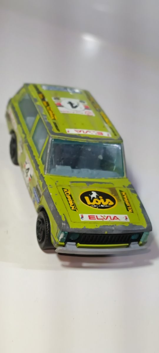 RANGE ROVER 1/43 BURAGO