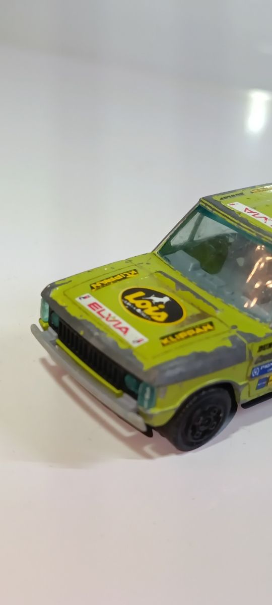 RANGE ROVER 1/43 BURAGO