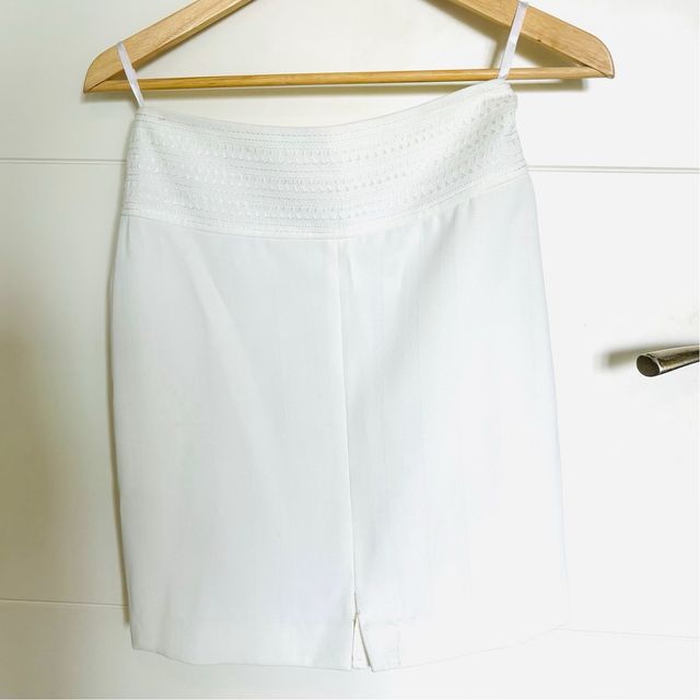 Traje y falda Adolfo Dominguez