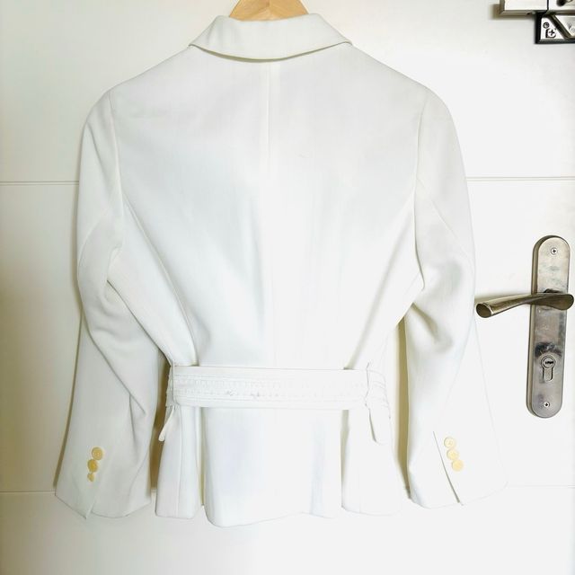 Traje y falda Adolfo Dominguez