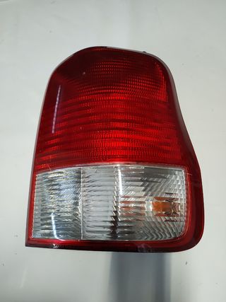 ✅PILOTO TRASERO DERECHO KIA CARNIVAL '03