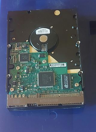 3 hds 160gb Ata Seagate barracuda 