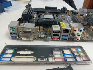 *Pack  i7-2600k + Z77 Extreme4 + 8gb Ram ddr3