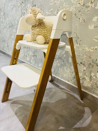 URGE STOKKE steps blanco +babyset+bandeja :)