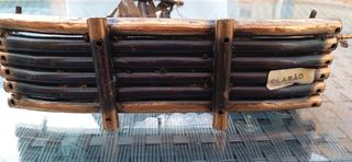 Esculturas de veleros brasileños de cobre.