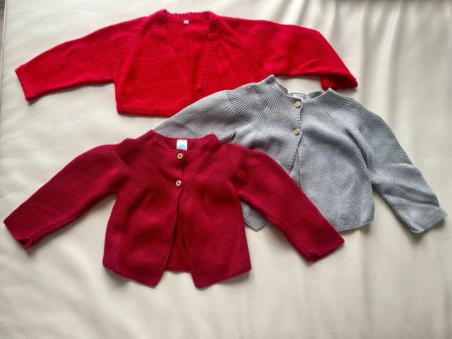 Lote: 3 chaquetas bebe T.9 meses