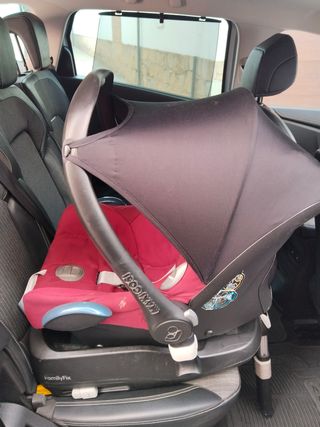 Base Isofix y maxicoxi 