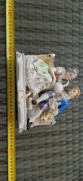 Escultura porcelana italiana alta calidad, años 70