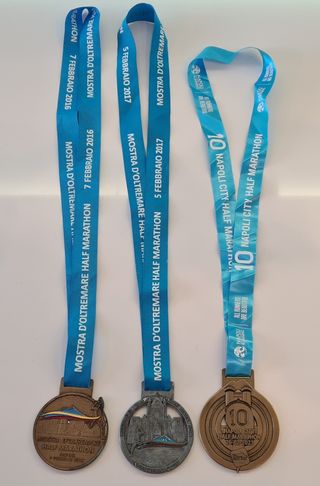 3 medaglie Mezza Maratona di Napoli 2016 2019 2023