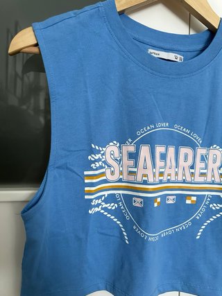 Camiseta azul de tirantes de Lefties (talla M)