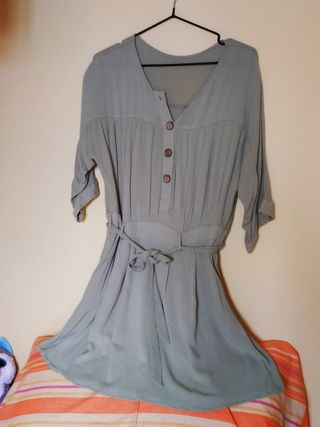 Vestido corto marca Hug and Clau,