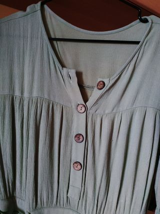 Vestido corto marca Hug and Clau,