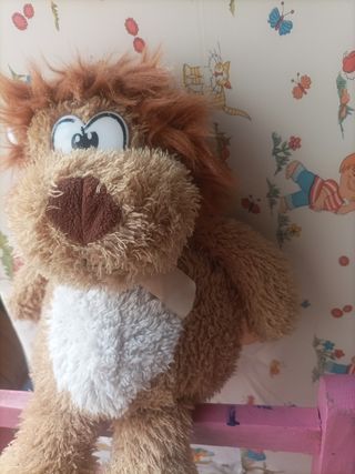 Peluche de leon