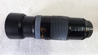 Objetivo Cosina 70-210 para Nikon