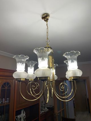 Lámpara salón antigua