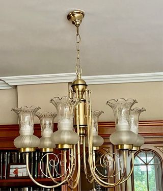 Lámpara salón antigua