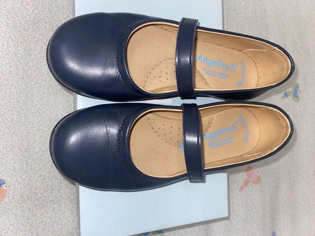 Zapato niña azul marino de piel