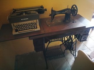 Maquina de escribir Oliveti