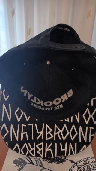 GORRA DE VISERA PLANA