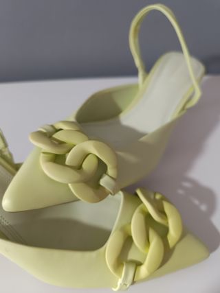 ZAPATOS CON TACON BAJO