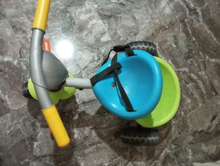 Triciclo infantil