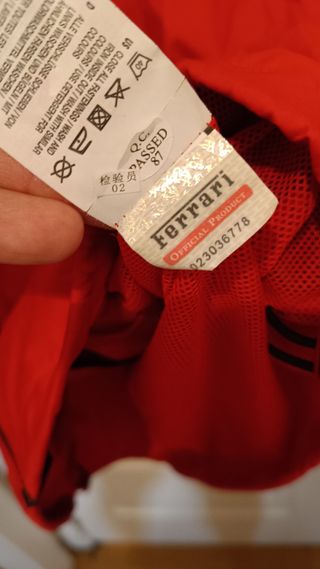 Chaqueta cortavientos Ferrari