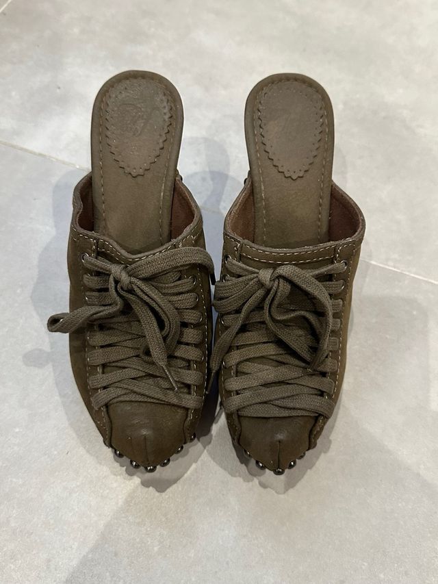 Scarpe-zoccoli stringati