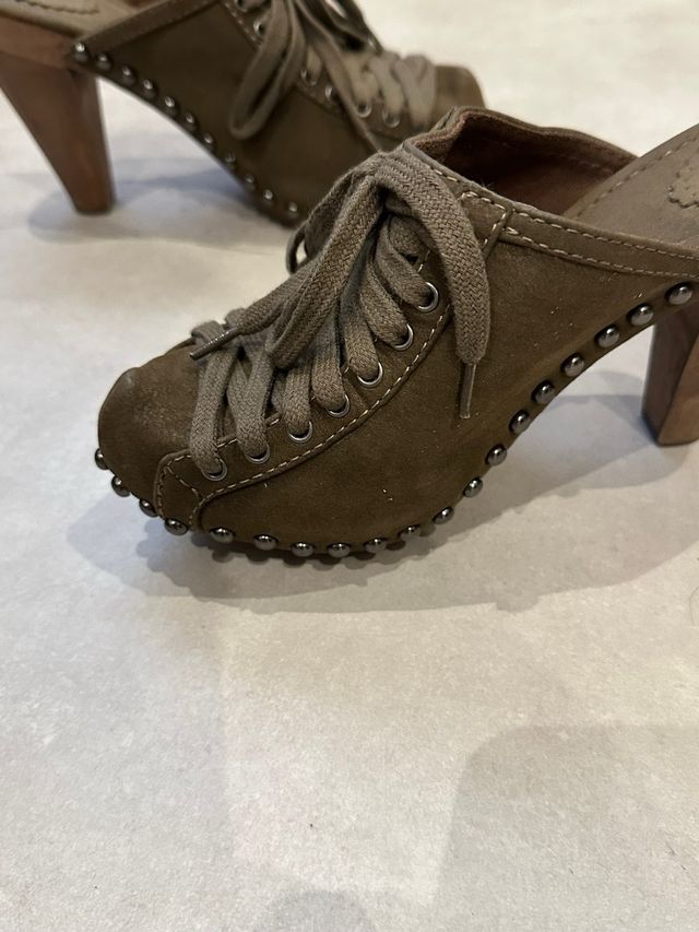 Scarpe-zoccoli stringati