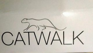 Scarpe rosso fuoco con tacco