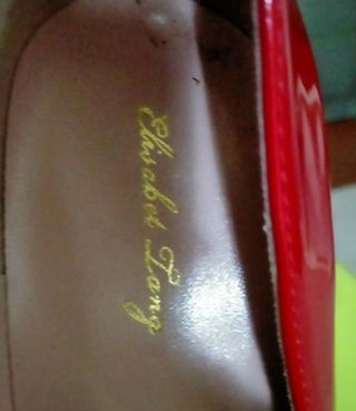 Scarpe rosso fuoco con tacco