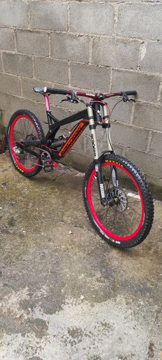 Venta o despiece bici dh nukeproof pulse