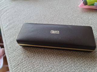 Boli Cross chapado en oro