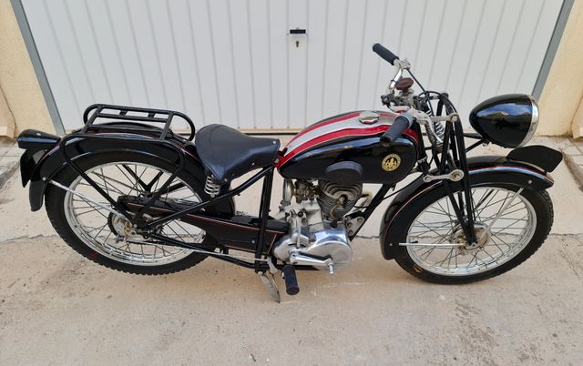 Moto Guiller año 1945