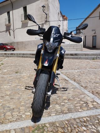 Vendo Aprilia dorsoduro 750