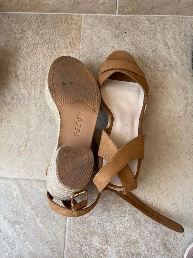 tacones 38 marrones y esparto