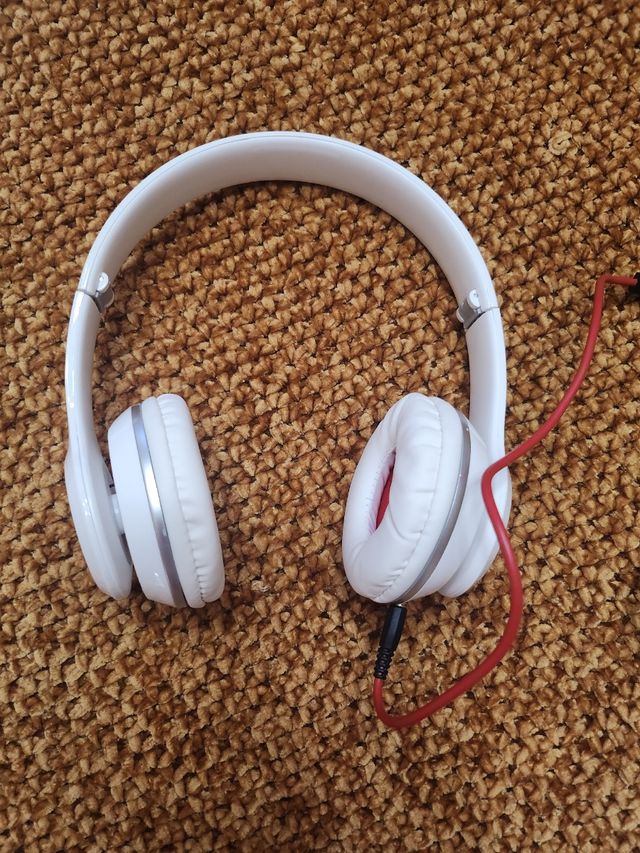 Auriculares de diadema con cable