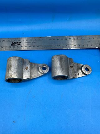 Soporte de faro orejeras metalicas