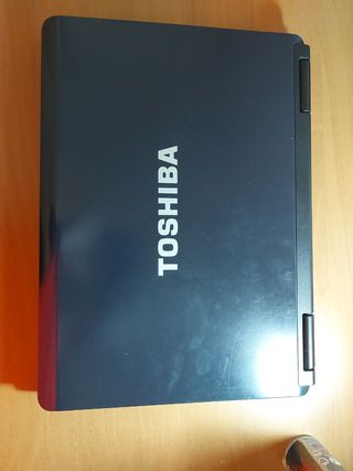 Portátil Toshiba Satellite L40-12K