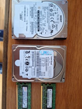 Portátil Acer E1-571