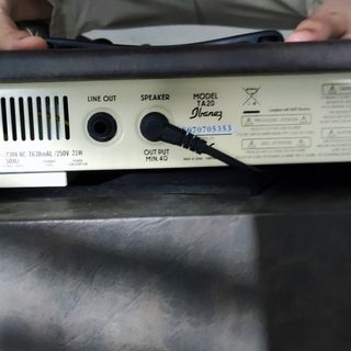 Amplificador Ibanez.