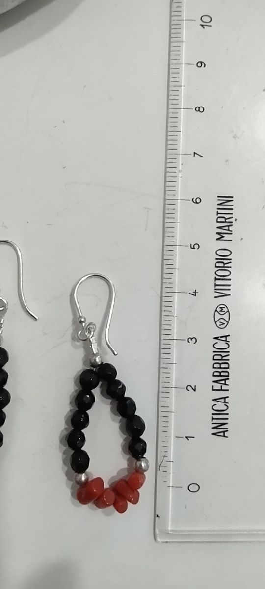 OFFERTA-Orecchini corallo e agata nera in argento