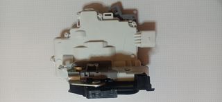 Cerradura puerta grupo vag