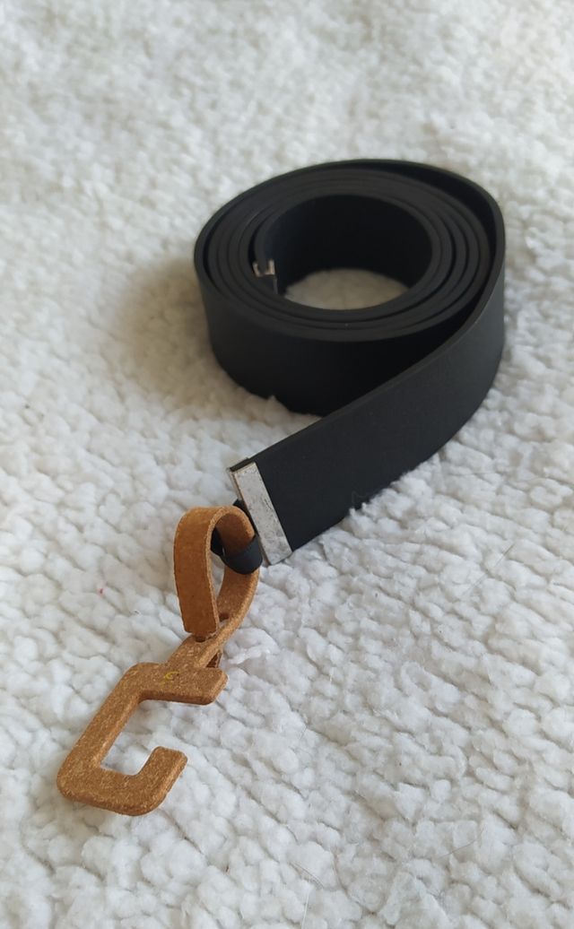 Cinturón piel nuevo